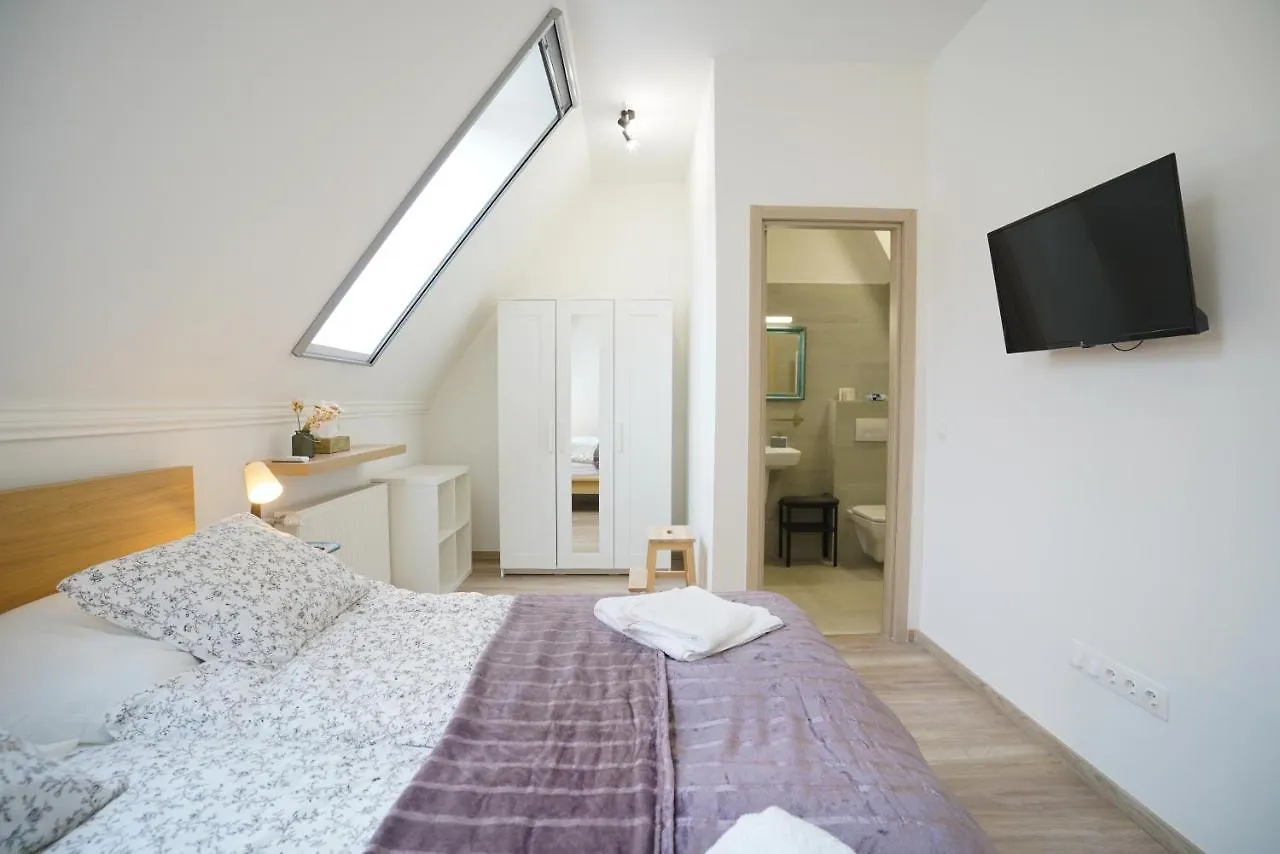 Apartment Koffer Apartman Eger