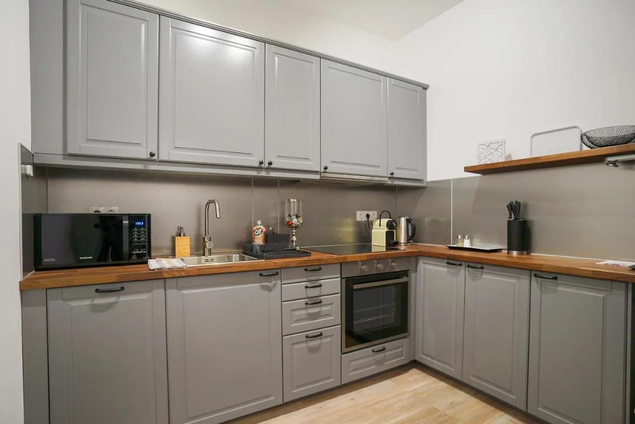Koffer Apartman Eger Apartment